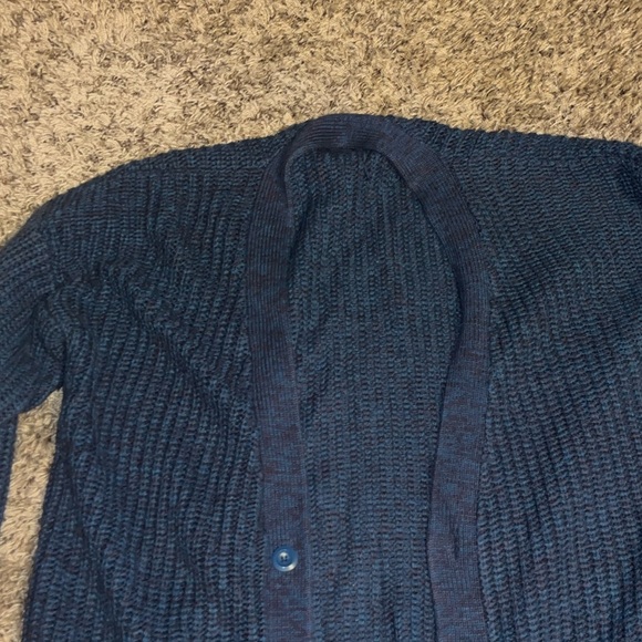 Used sweater size large! - Picture 2 of 4